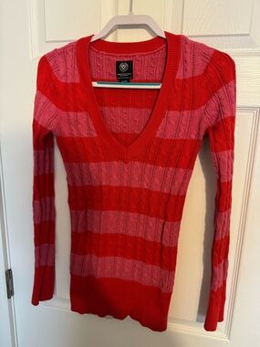 American Eagle Outfitters Red and Pink Striped Cable-Knit V-Neck Sweater